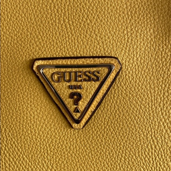 NEW GUESS Multi Yellow Satchel Handbag - Picture 10 of 10